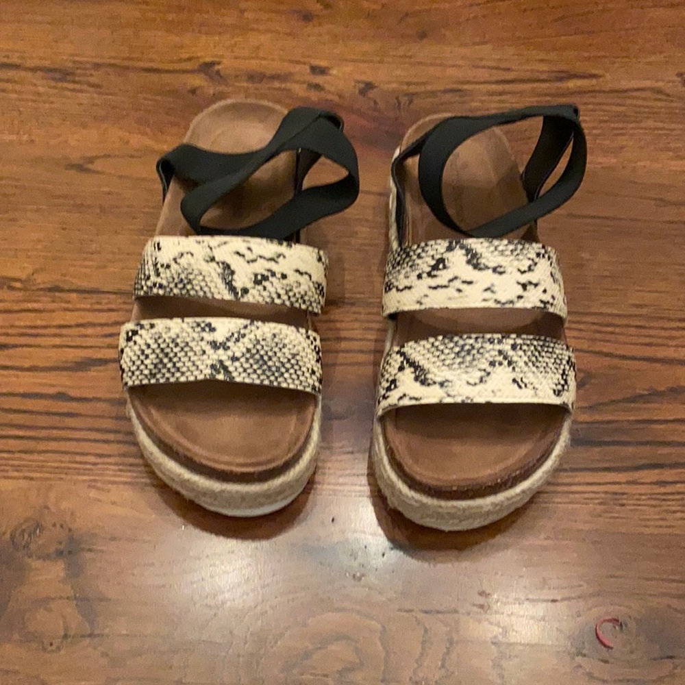 Size 8 sandals